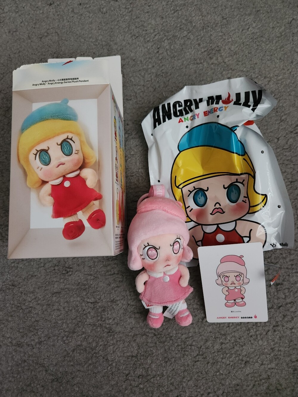 Pop Mart Angry Molly Pink Edition Plus Keychain